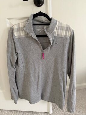 Vineyard Vines Gray Quarter-Zip Pullover with Plaid Yoke